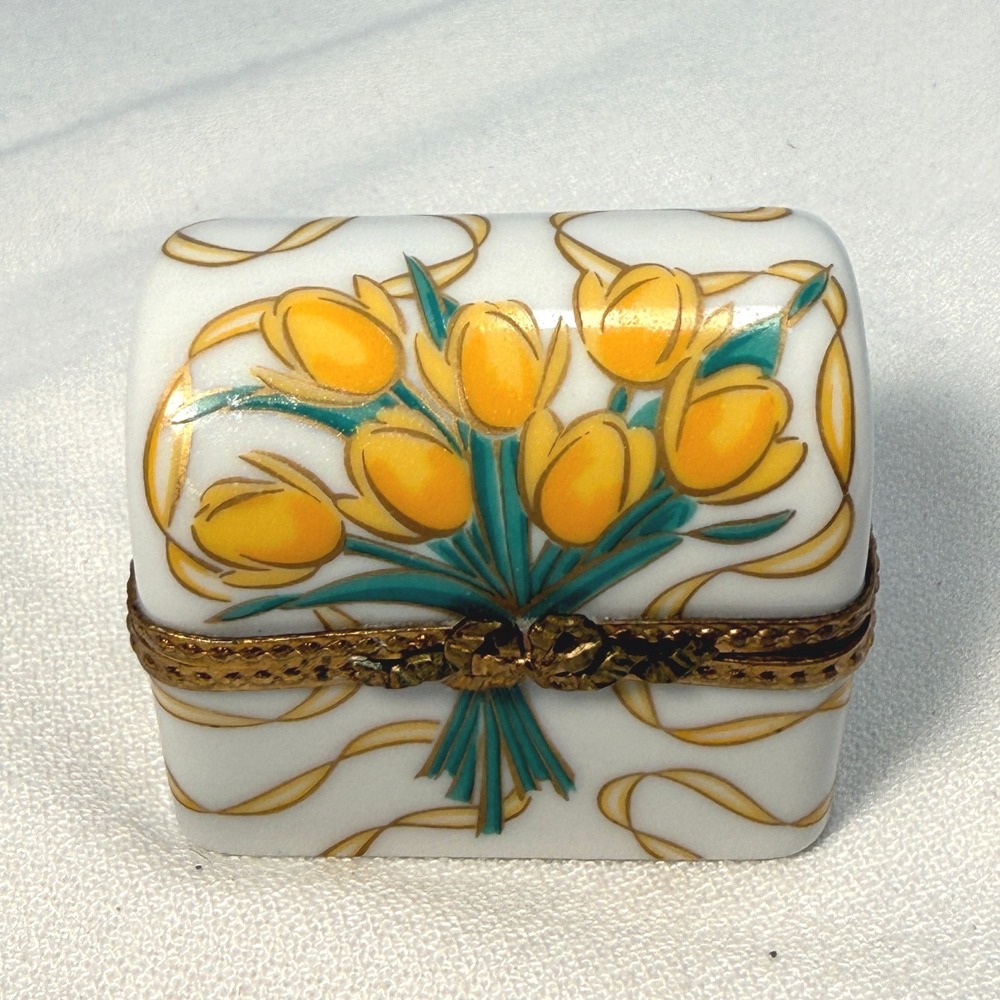 RARE, Numbered Limoges Trinket Box #368 Special Edition Giorgio Beverly Hills